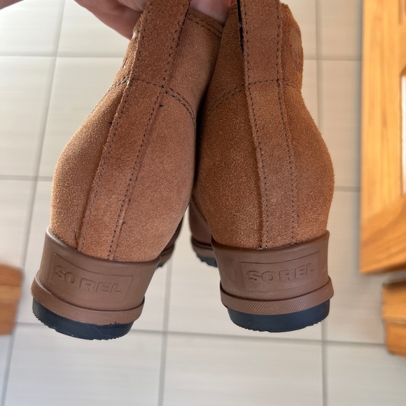 Sorel Evie Tan Leather Wedge Ankle Boots 8 - Picture 5 of 9